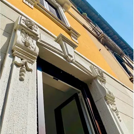 Elegant شقة ميلان